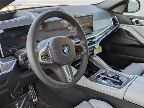 New 2026 BMW X6 xDrive40i w/ Premium Package image 3