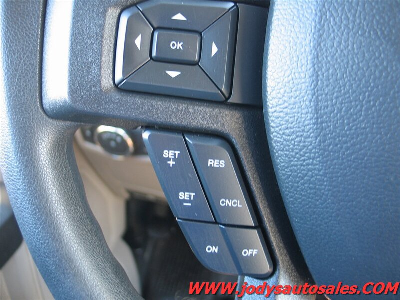 Used 2022 Ford F350 XL w/ Power Equipment Group AWD/4WD image 12