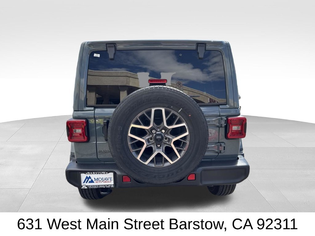 Used 2026 Jeep Wrangler Unlimited Sahara AWD/4WD image 5