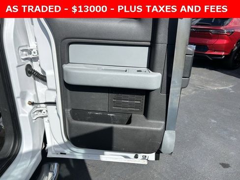 Used 2014 Ford F150 XLT w/ XLT Chrome Package image 13