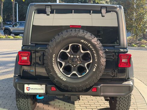 Used 2023 Jeep Wrangler Unlimited Rubicon 4xe image 19