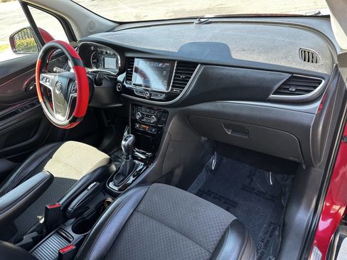 Used 2019 Buick Encore Preferred image 29