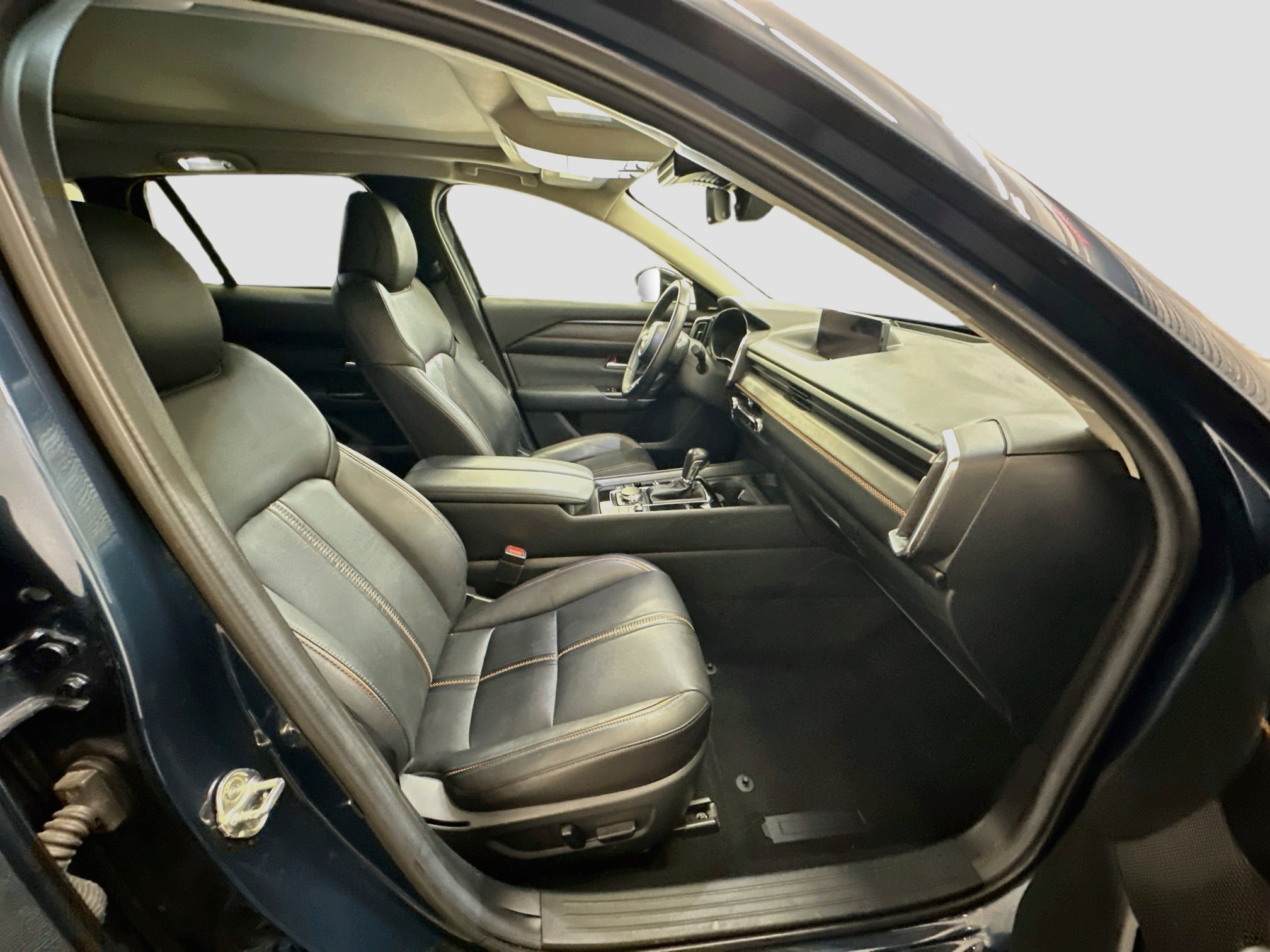 Used 2025 MAZDA CX-50 AWD 2.5 S w/ Premium Plus Pkg image 34