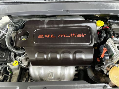 Used 2018 Jeep Compass Limited w/ Navigation Group FWD image 32