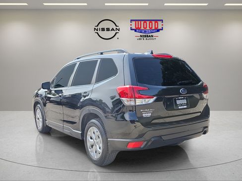 Used 2021 Subaru Forester AWD/4WD image 4