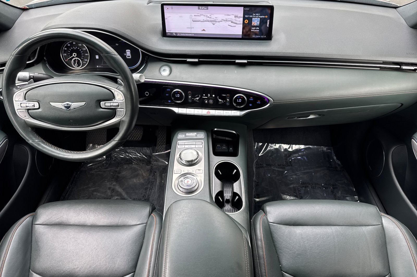 Used 2023 Genesis GV70 2.5T w/ Advanced Package AWD/4WD image 14
