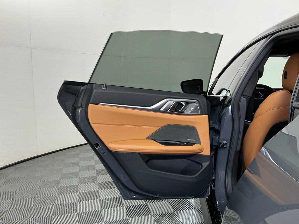 New 2026 BMW 430i w/ M Sport Package RWD image 24
