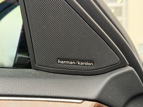 Used 2015 Mercedes-Benz E 350 4MATIC Wagon image 28