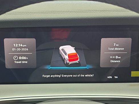 New 2026 Volkswagen Tiguan SE R-Line FWD image 19