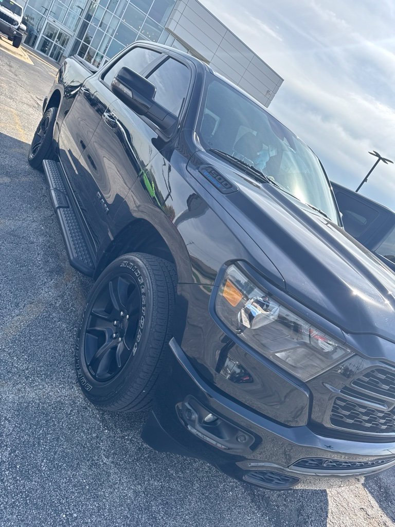 Used 2023 RAM 1500 Big Horn AWD/4WD image 1