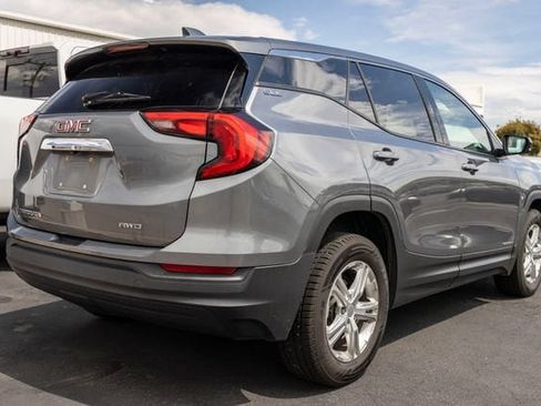 Used 2018 GMC Terrain SLE AWD/4WD image 4
