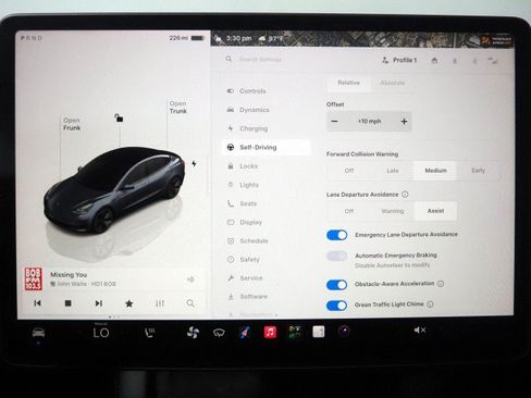 Used 2023 Tesla Model 3 Standard Range RWD image 30