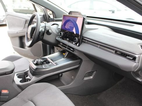 Certified 2026 Toyota C-HR AWD/4WD image 40
