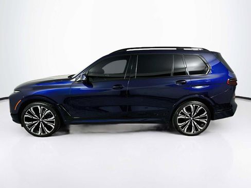 Used 2023 BMW X7 xDrive40i w/ Executive Package AWD/4WD image 2