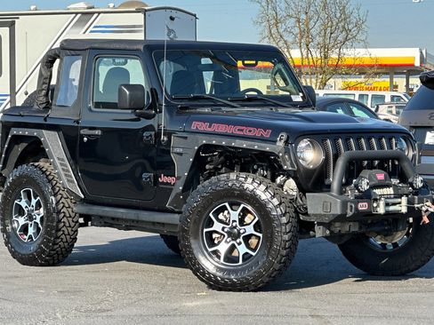 Used 2022 Jeep Wrangler Rubicon image 2