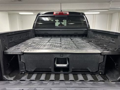 Certified 2024 GMC Canyon Denali image 27