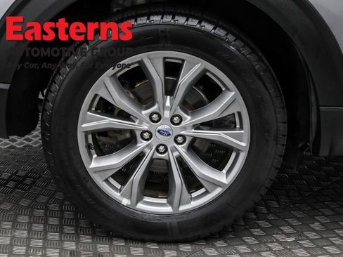 Used 2023 Ford Explorer Limited w/ Equipment Group 301A image 30