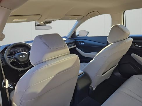 Used 2023 Honda Accord LX image 14
