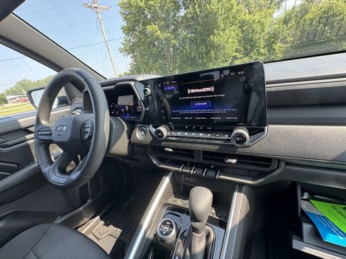 Used 2025 Chevrolet Colorado Trail Boss image 55