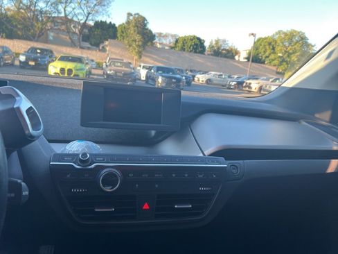 Used 2018 BMW i3 w/ Range Extender image 13