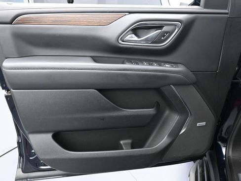 Used 2023 Chevrolet Tahoe High Country RWD image 13