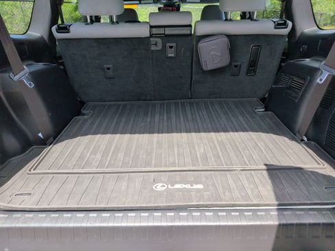 Used 2023 Lexus GX 460 w/ Black Line Special Edition AWD/4WD image 37