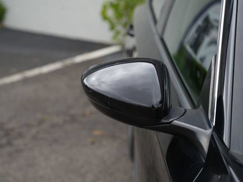 Used 2018 Honda Accord EX image 9