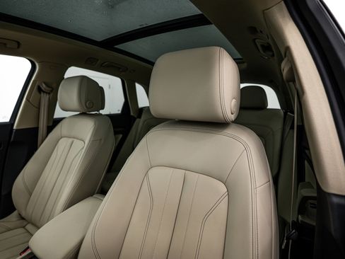 Certified 2023 Audi Q5 2.0T Premium w/ Convenience Package image 14