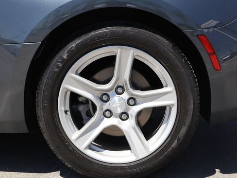 Used 2022 Chevrolet Camaro LT RWD image 11