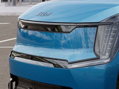 New 2026 Kia EV9 Land w/ Nightfall Edition Package AWD/4WD image 12