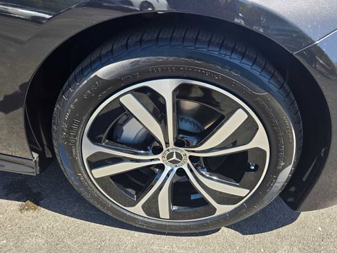 New 2026 Mercedes-Benz CLE 300 4MATIC Coupe image 9