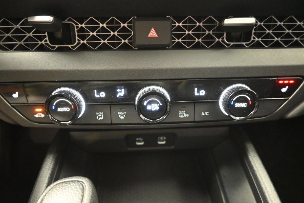 Used 2023 Honda Accord EX image 18
