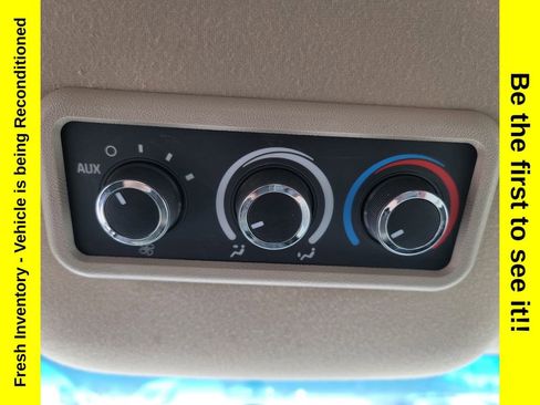 Used 2010 Chevrolet Express 2500 LT w/ LT Preferred Equipment Group RWD image 31