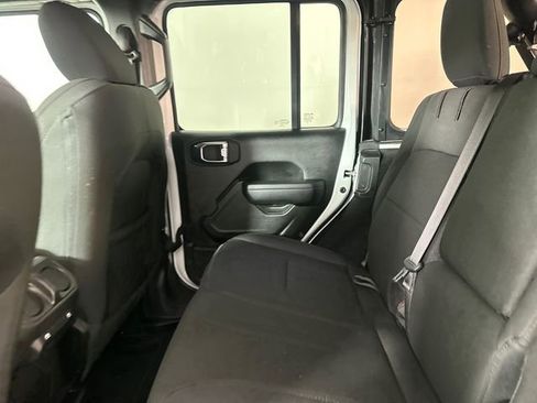 Used 2023 Jeep Wrangler Unlimited w/ Cold Weather Group AWD/4WD image 14