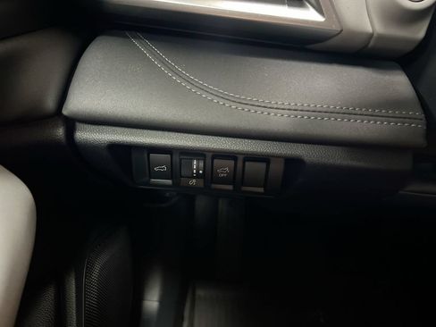 Used 2024 Subaru Outback Limited XT AWD/4WD image 19
