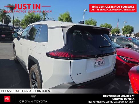 Used 2026 Toyota RAV4 LE FWD image 5