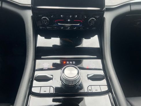 New 2025 Jeep Grand Cherokee Overland w/ Adv Protech Group III image 16