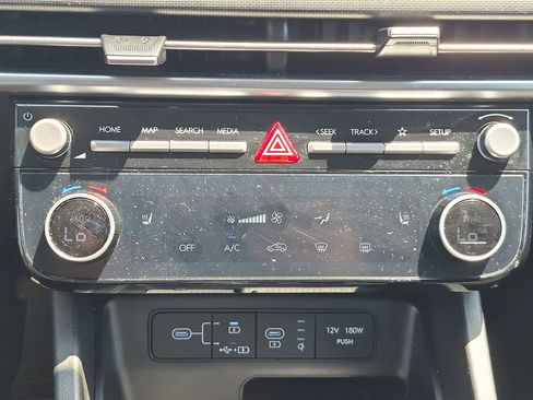 Used 2025 Hyundai Tucson SEL FWD image 24