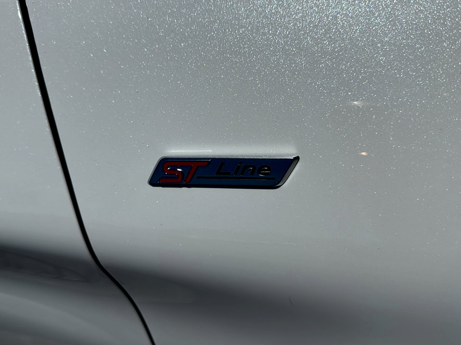 New 2026 Ford Explorer ST-Line w/ ST-Line Street Pack RWD image 5