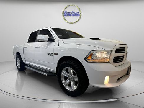 Used 2016 RAM 1500 Sport w/ Convenience Group AWD/4WD image 7