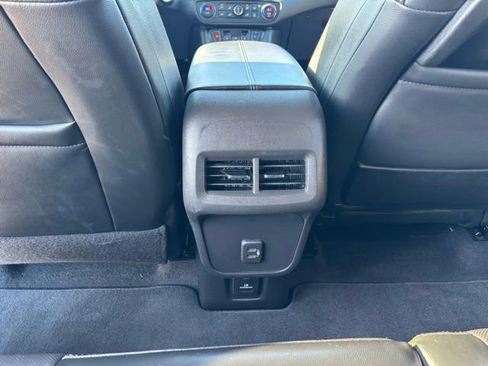 Certified 2021 GMC Terrain SLT w/ Elevation Edition image 21