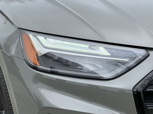 Used 2023 Audi Q5 2.0T Premium Plus w/ Premium Plus Package image 11