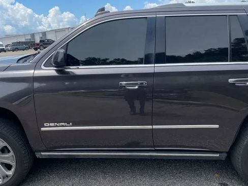 Used 2016 GMC Yukon Denali w/ Enhanced Security Package AWD/4WD image 3