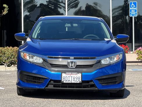 Certified 2018 Honda Civic LX image 9