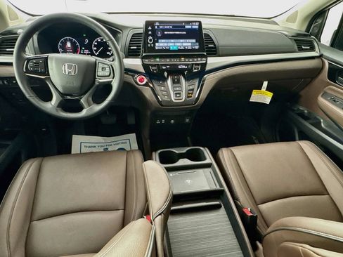 Used 2026 Honda Odyssey Touring image 30