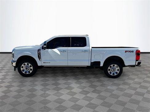 Used 2025 Ford F250 Lariat w/ Lariat Ultimate Package image 8