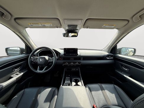 Used 2025 Honda Pilot EX-L image 31
