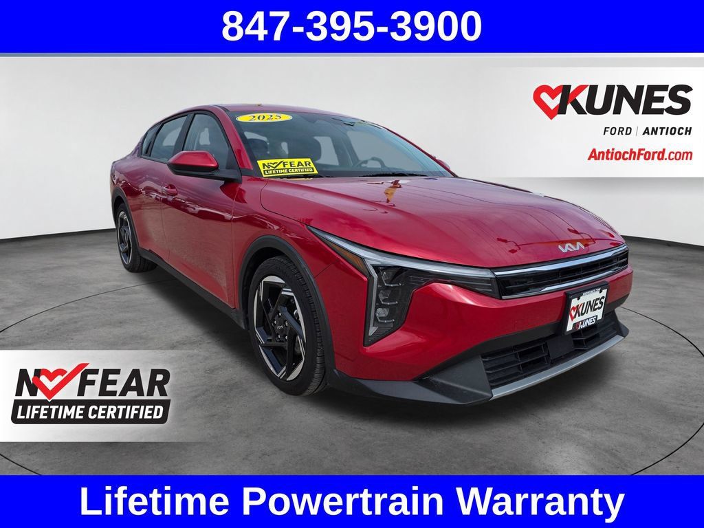 Used 2025 Kia K4 EX FWD image 1