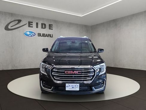 Used 2024 GMC Terrain SLT w/ Infotainment Package II AWD/4WD image 9