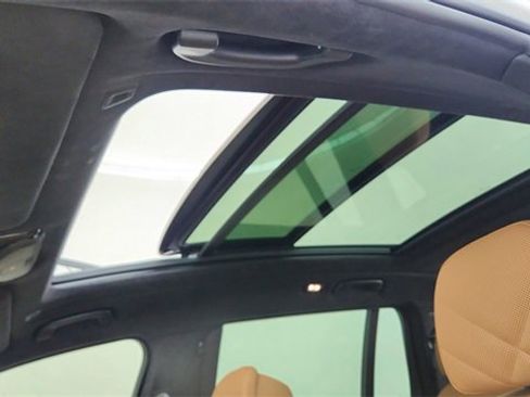 Used 2025 BMW X7 xDrive40i w/ M Sport Package image 59